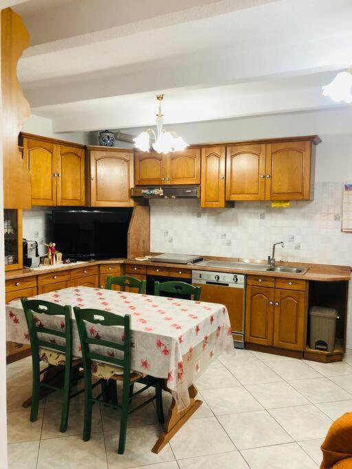 Fiorella Apartment Costacciaro